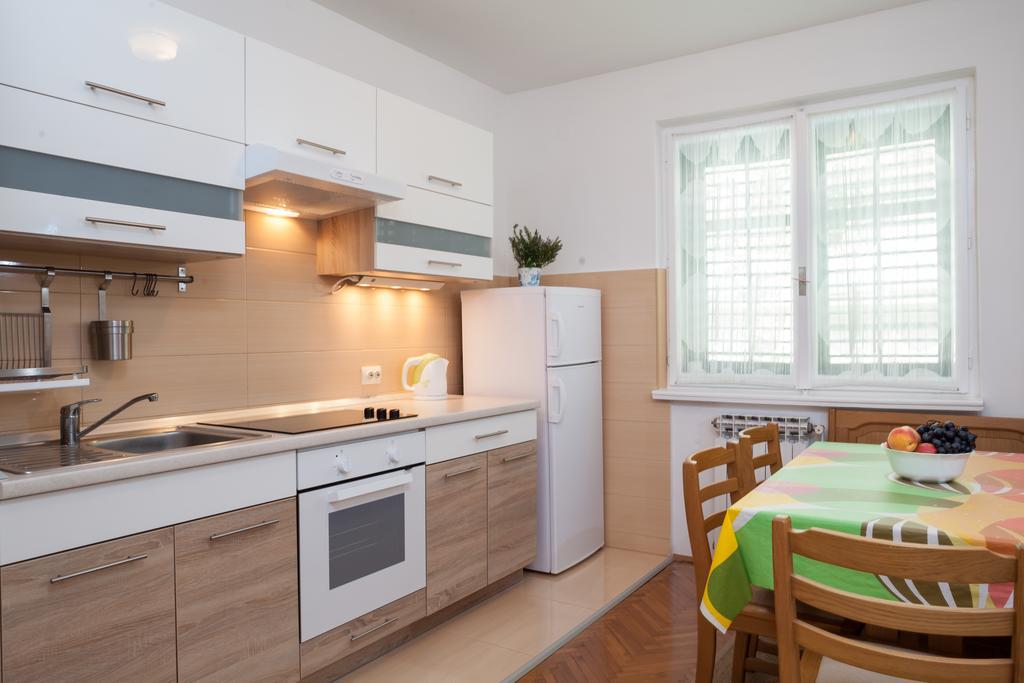 Apartment Nevia Makarska Rom bilde